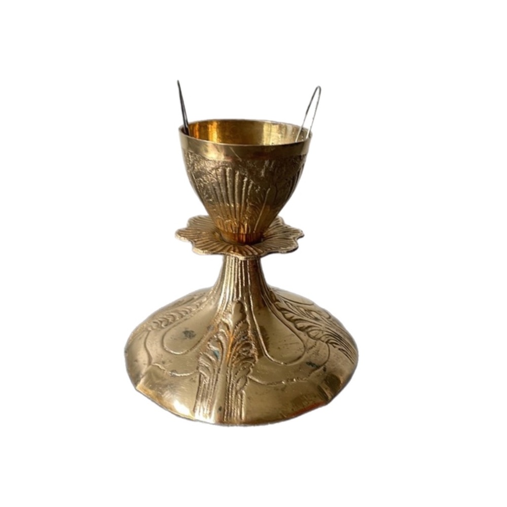 Vintage Brass Ornate Regency Candlestick Holder - Picture 1 of 8